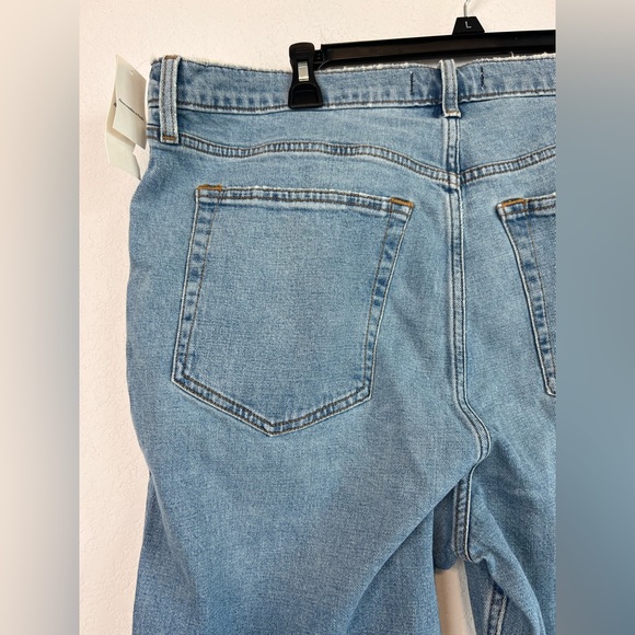 NWT: Abercrombie & Fitch The 90's Slim Straight Ultra High Rise Jeans Size 34 - Picture 5 of 11